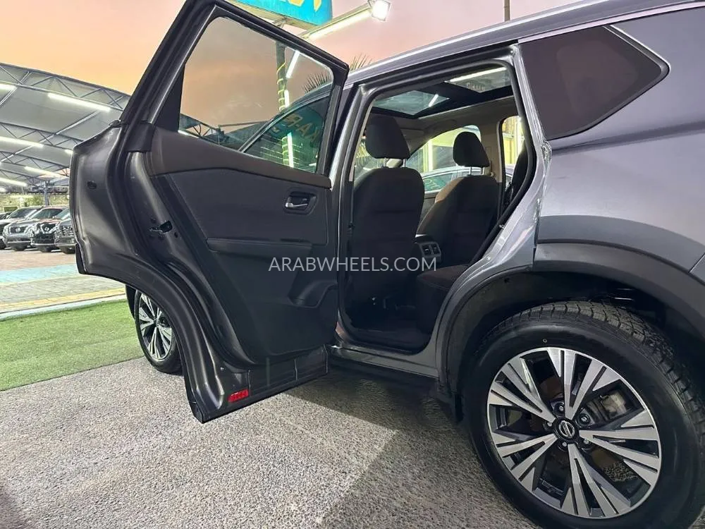 نيسان روج 2021 for Sale in عجمان Image-16