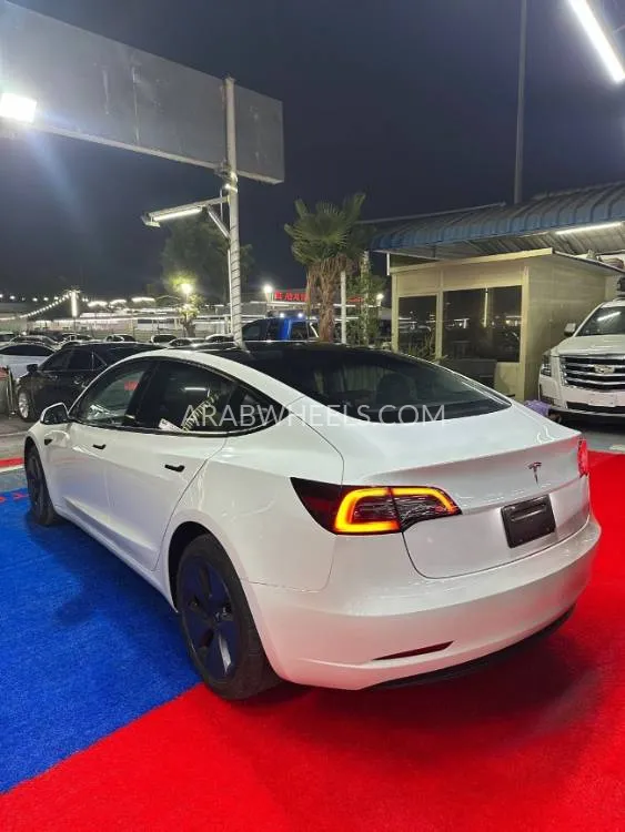 Tesla Model 3 2023 for Sale in Ajman Image-2