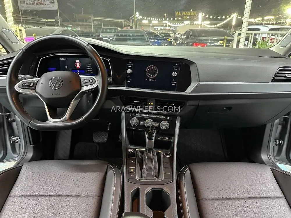 Volkswagen Jetta 2023 for Sale in Ajman Image-4