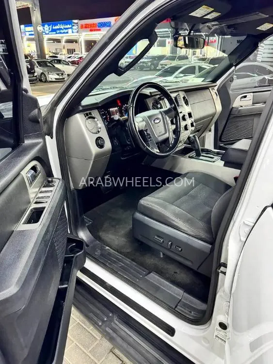 Ford Expedition 2016 for Sale in Ajman Image-9