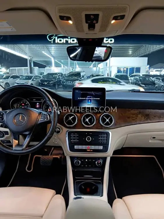 Mercedes Benz GLA 2019 for Sale in Ajman Image-8