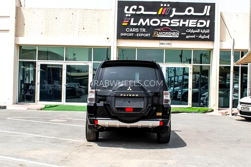 Mitsubishi Pajero 2020 for Sale in Sharjah Image-3