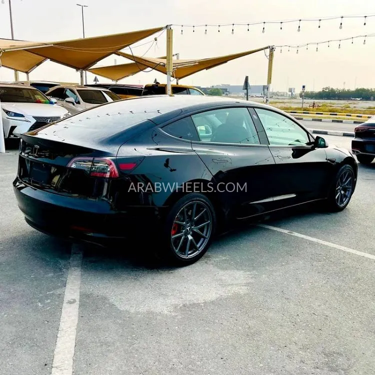 Tesla Model 3 2022 for Sale in Fujairah Image-4