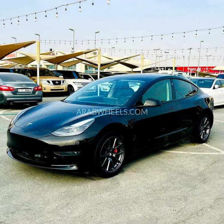 Tesla Model 3 2022 for Sale in Fujairah Image-8