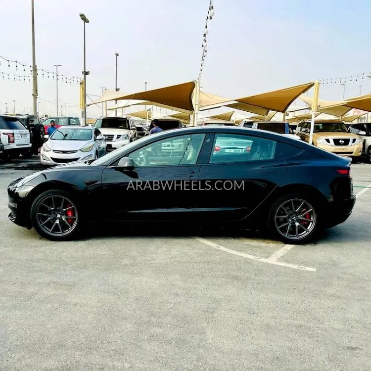 Tesla Model 3 2022 for Sale in Fujairah Image-15