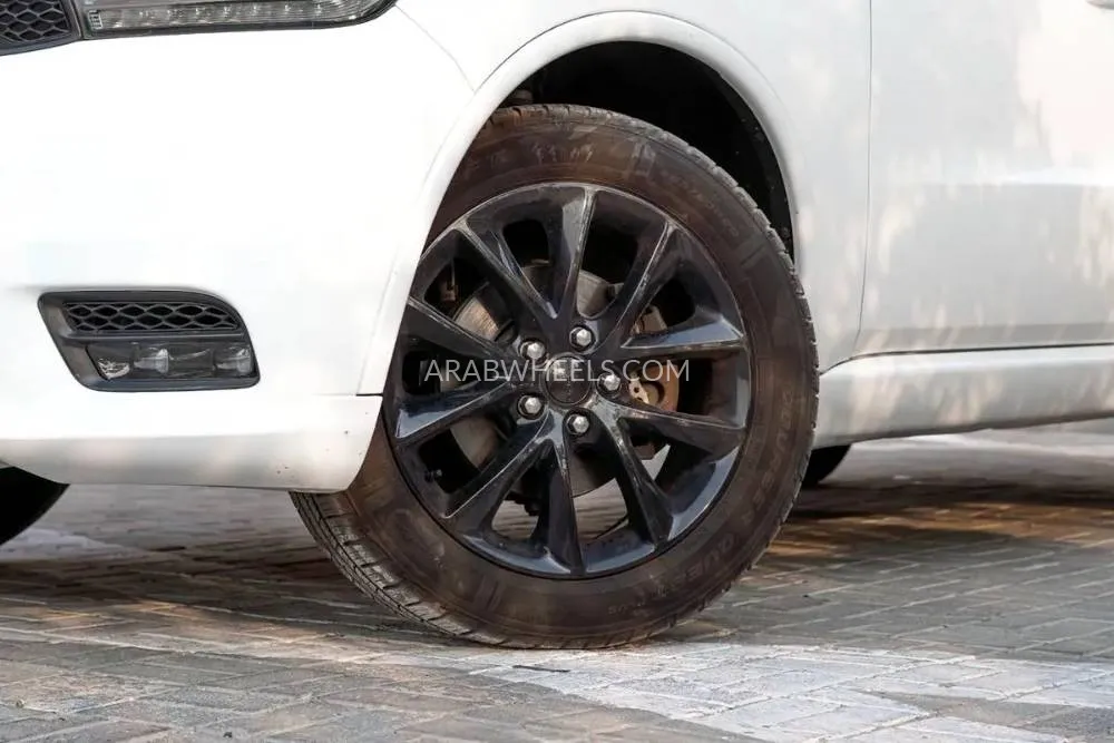 دودج دورانجو 2018 for Sale in دبي Image-11