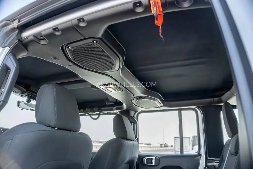 Jeep Wrangler 2019 for Sale in Dubai Image-19