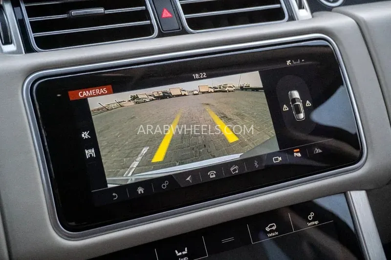 Land Rover Range Rover 2020 for Sale in Dubai Image-6