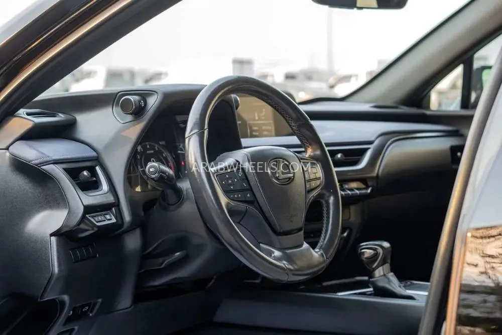 Lexus UX 2019 for Sale in Dubai Image-14