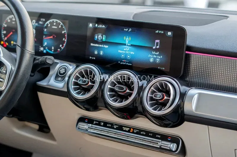 مرسيدس بنز GLB 2022 for Sale in دبي Image-3