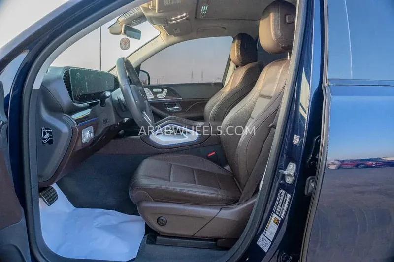 Mercedes Benz GLE Class 2020 for Sale in Dubai Image-11