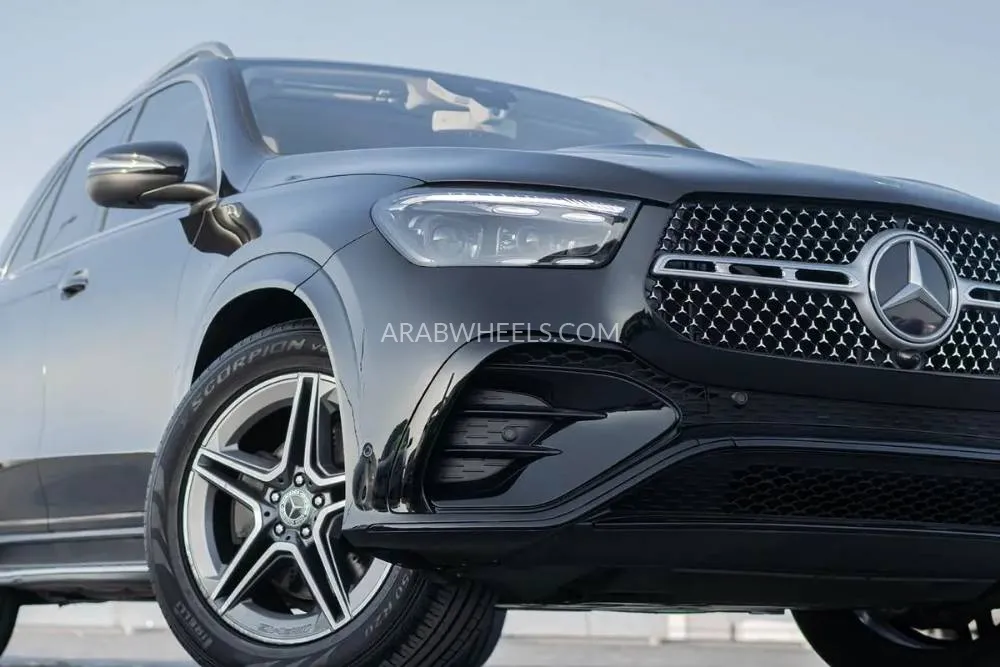 Mercedes Benz GLE Class 2020 for Sale in Dubai Image-5
