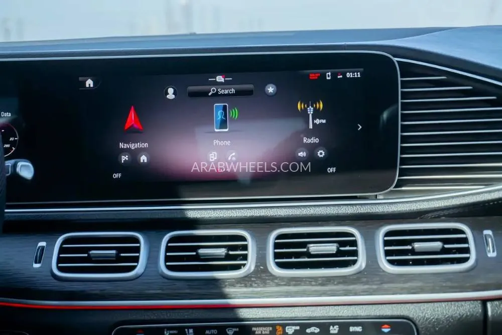 مرسيدس بنز GLS 2024 for Sale in دبي Image-14