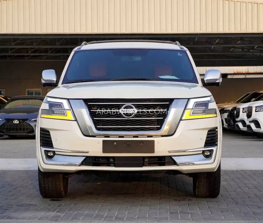 Nissan Armada 2020 for Sale in Dubai Image-3