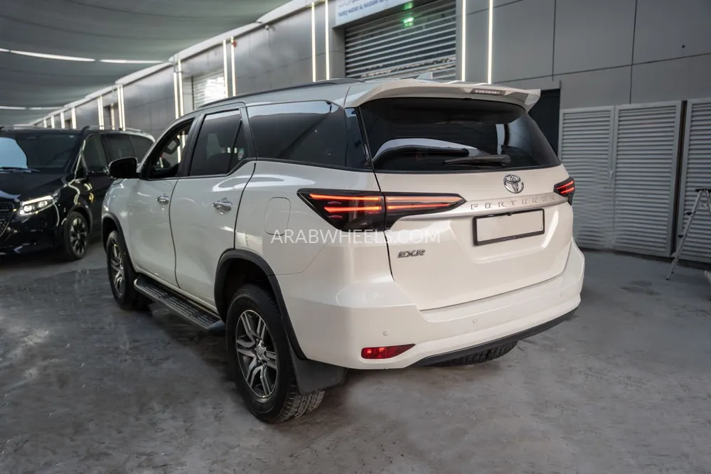 Toyota Fortuner 2022 for Sale in Dubai Image-4