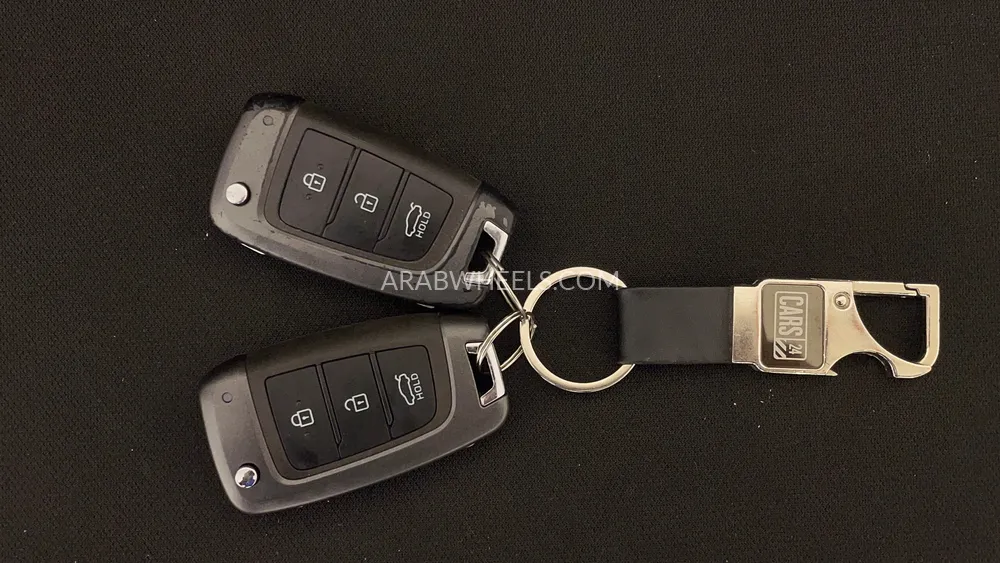 Hyundai Accent 2022 for Sale in Dubai Image-25