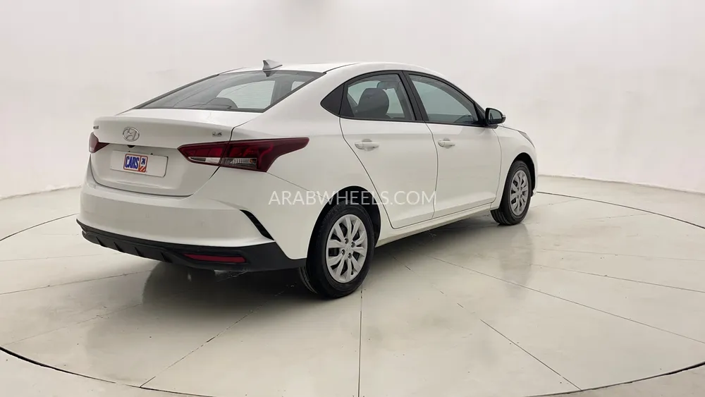 Hyundai Accent 2023 for Sale in Dubai Image-3