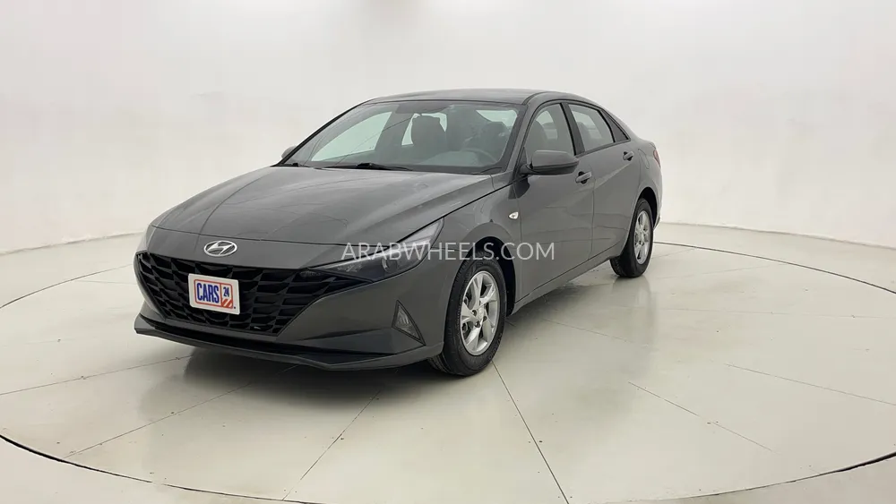 Hyundai Elantra 2023 for Sale in Dubai Image-7