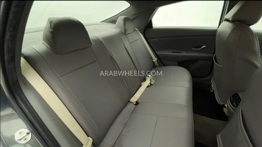 Hyundai Elantra 2023 for Sale in Dubai Image-25