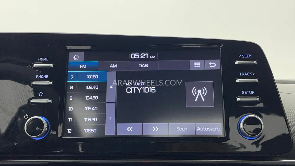 Hyundai Elantra 2023 for Sale in Dubai Image-31