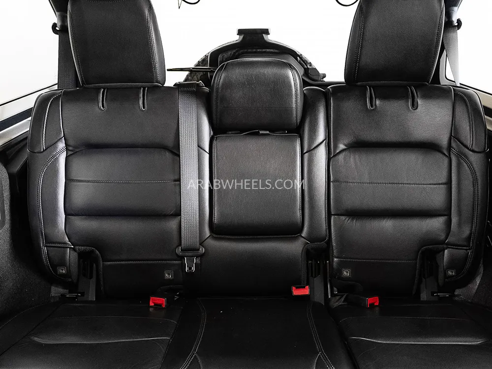 Jeep Wrangler 2019 for Sale in Dubai Image-12