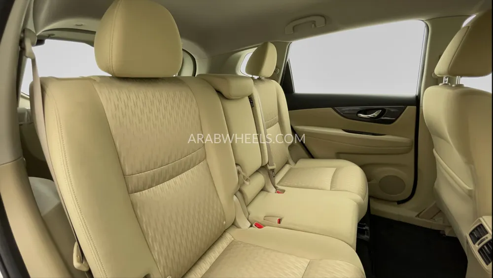 Nissan X-Trail 2022 for Sale in Dubai Image-25