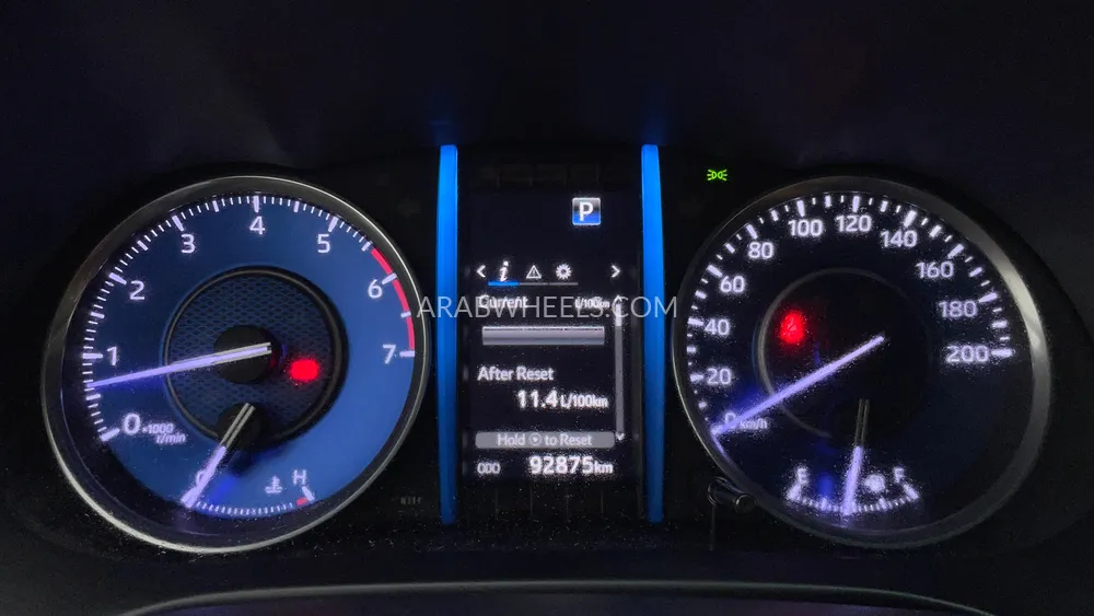 Toyota Fortuner 2023 for Sale in Dubai Image-13