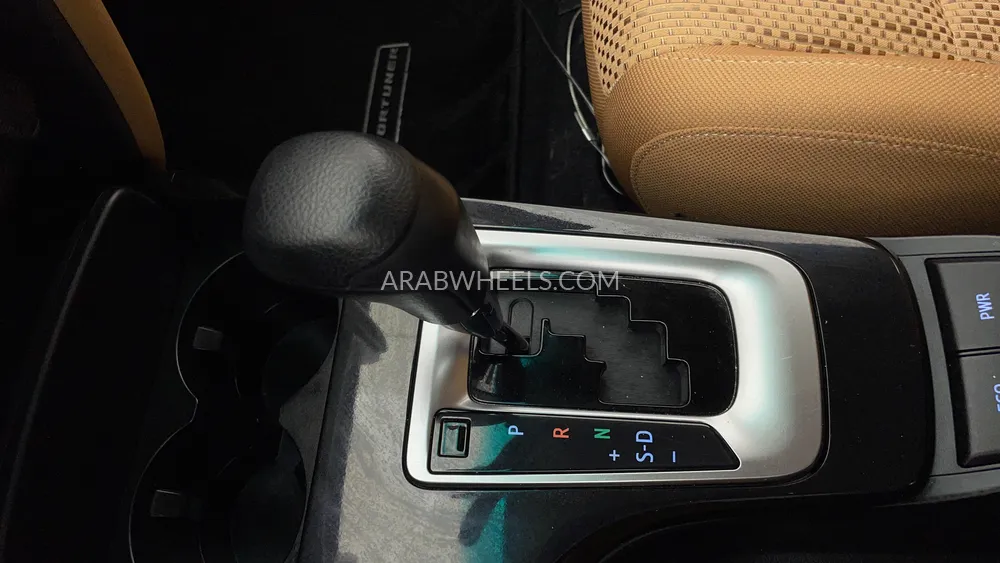 Toyota Fortuner 2023 for Sale in Dubai Image-17