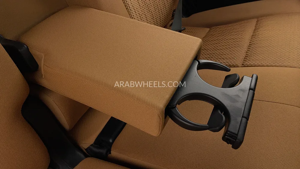 Toyota Fortuner 2023 for Sale in Dubai Image-35