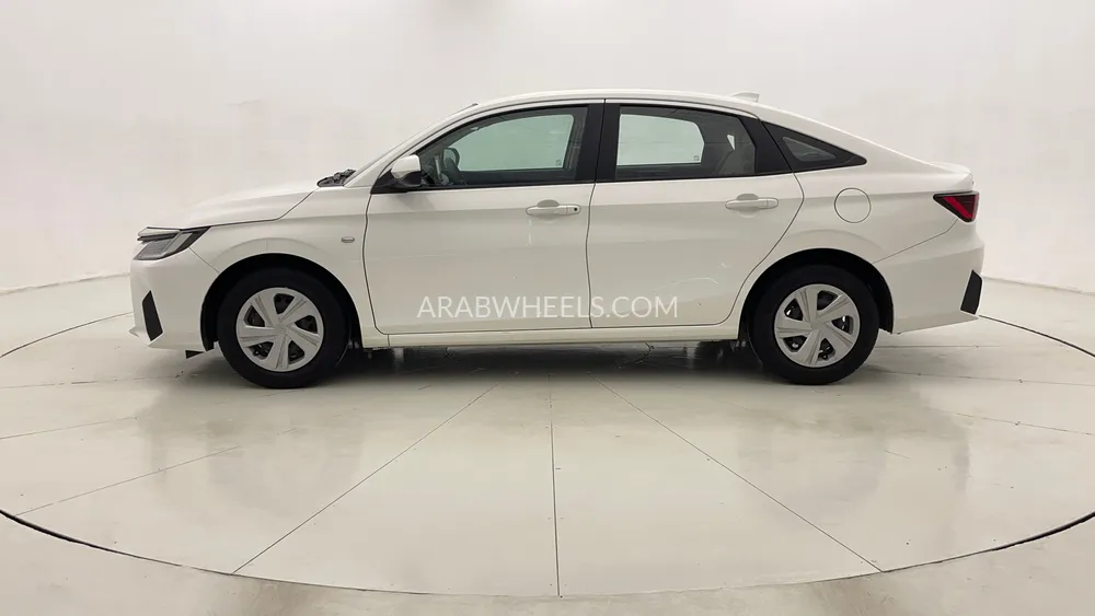 Toyota Yaris 2023 for Sale in Dubai Image-6