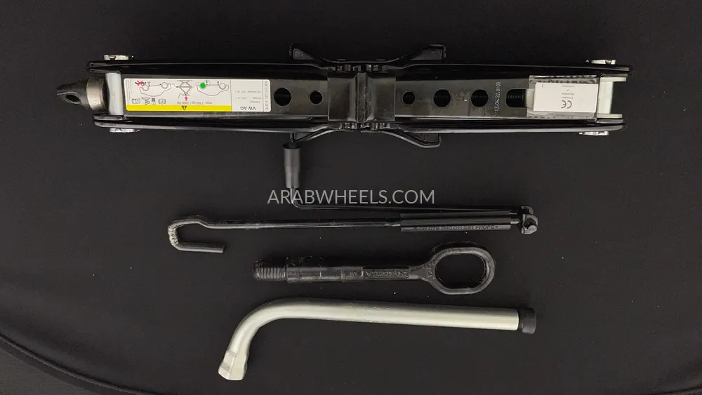 Volkswagen Teramont 2023 for Sale in Dubai Image-28