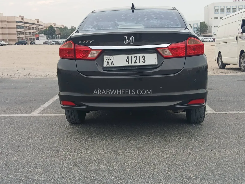 Honda City 2016 for Sale in Dubai Image-13