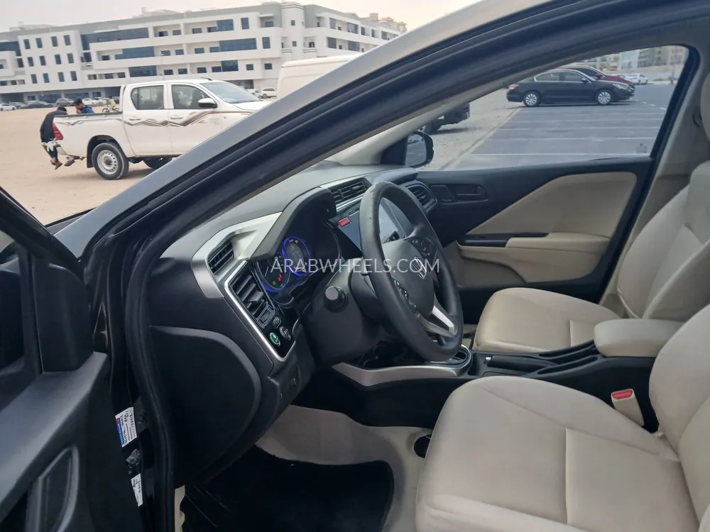 Honda City 2016 for Sale in Dubai Image-24