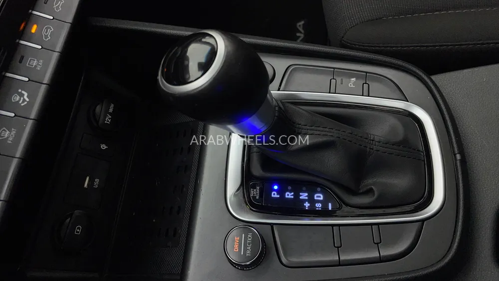 Hyundai Kona 2022 for Sale in Dubai Image-17