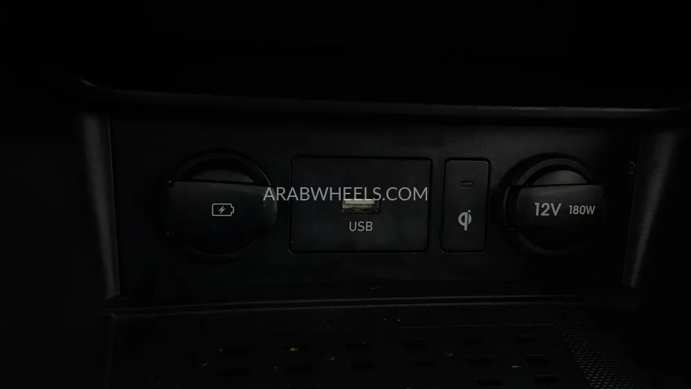 Hyundai Kona 2022 for Sale in Dubai Image-48