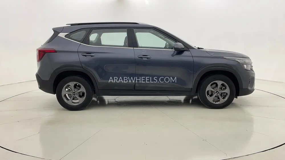 Kia Seltos 2024 for Sale in Dubai Image-2