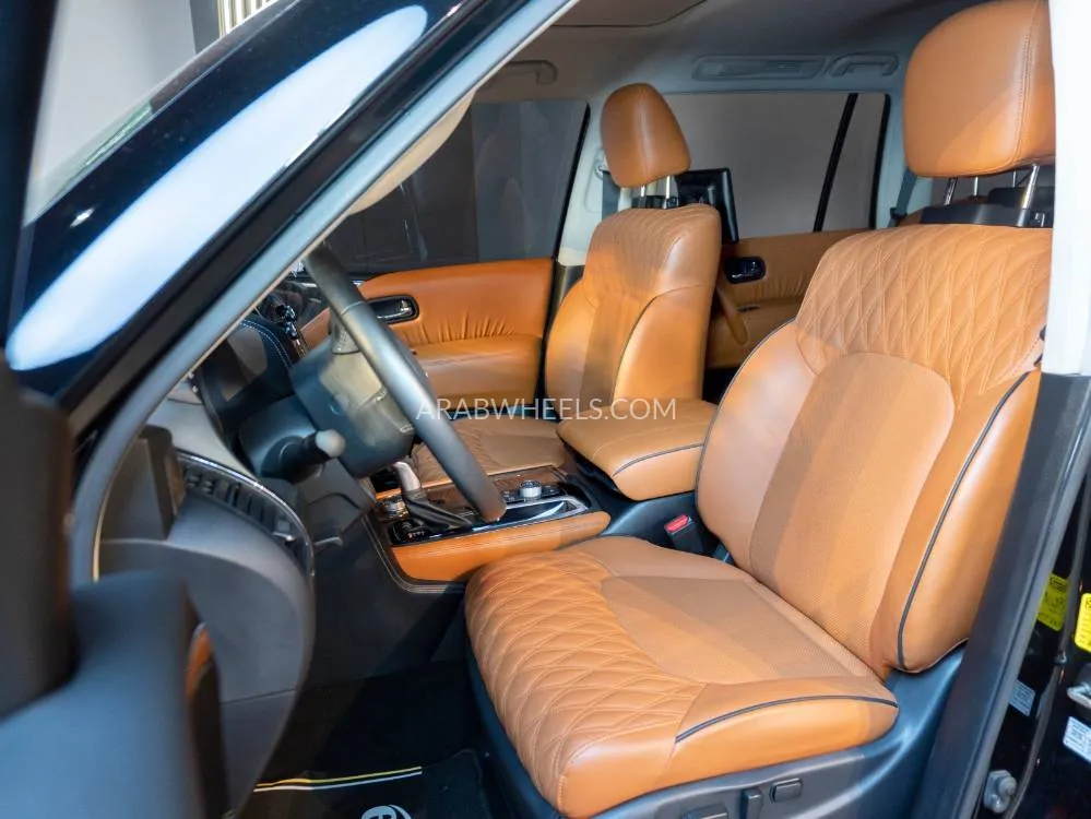 Nissan Patrol 2023 for Sale in Dubai Image-5