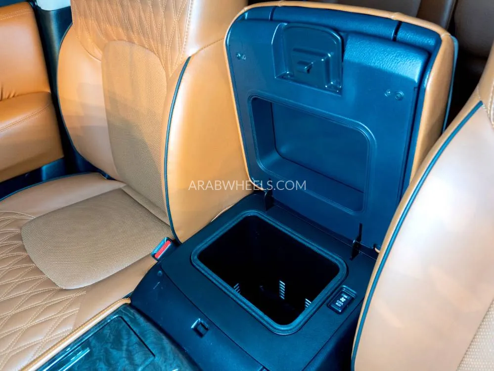 Nissan Patrol 2023 for Sale in Dubai Image-6