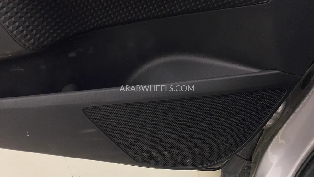 Toyota C-HR 2020 for Sale in Dubai Image-23