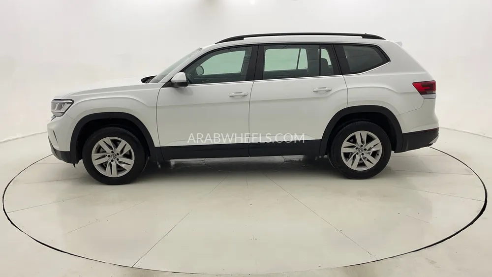 Volkswagen Teramont 2023 for Sale in Dubai Image-6