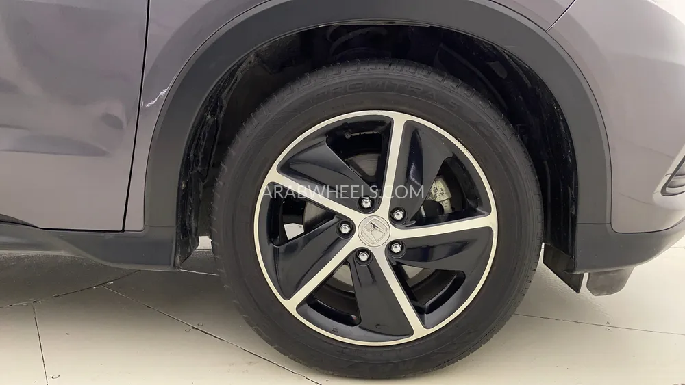 Honda HR-V 2021 for Sale in Dubai Image-10