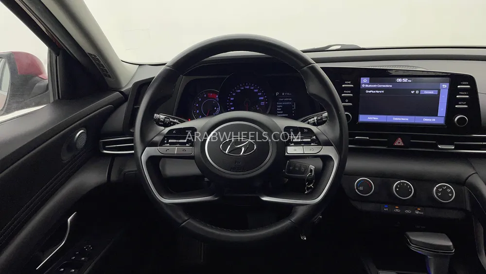 Hyundai Elantra 2022 for Sale in Dubai Image-17