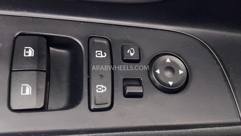 Hyundai Elantra 2022 for Sale in Dubai Image-38