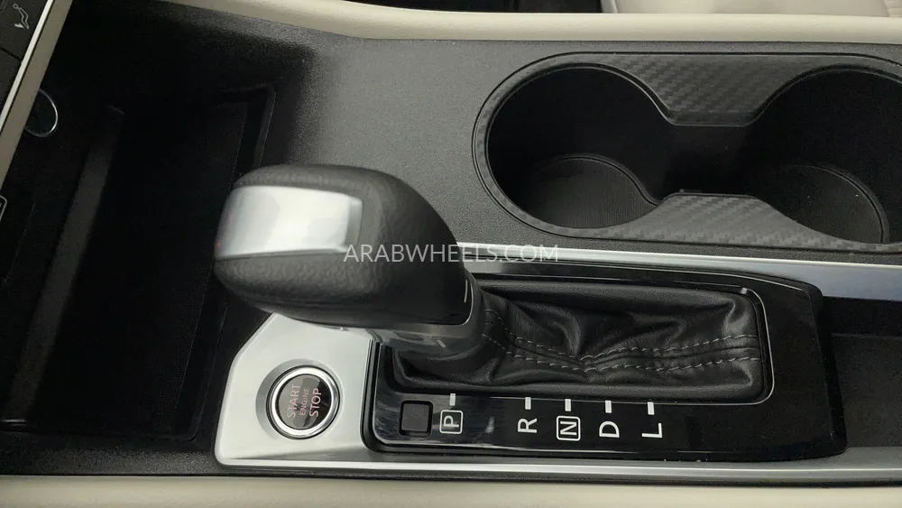 Nissan Altima 2023 for Sale in Dubai Image-18