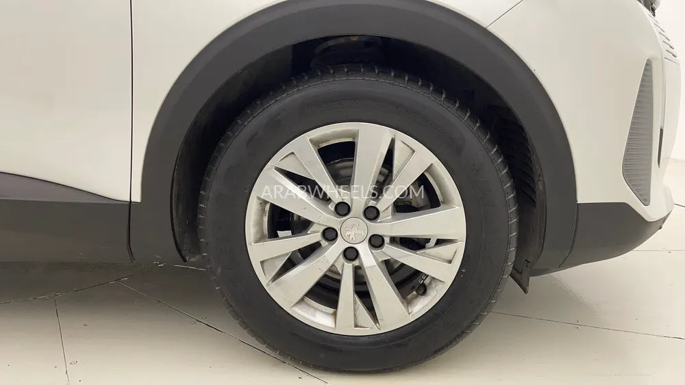 Peugeot 3008 2023 for Sale in Dubai Image-10