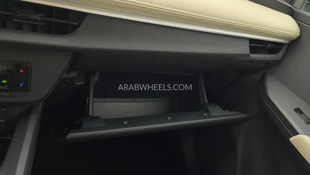 Toyota Yaris 2023 for Sale in Dubai Image-28