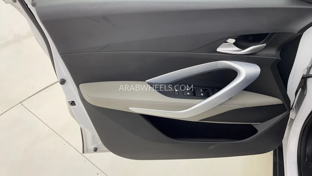 Chevrolet Groove 2023 for Sale in Dubai Image-19