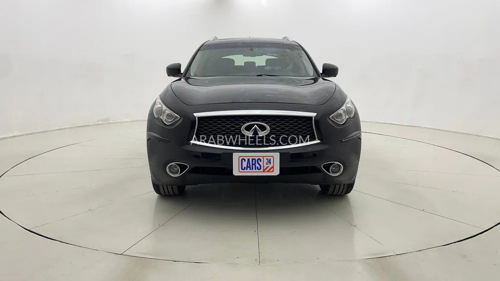 Infiniti QX70 2018 for Sale in Dubai Image-8