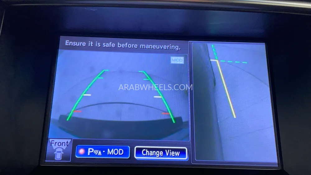 Infiniti QX70 2018 for Sale in Dubai Image-18