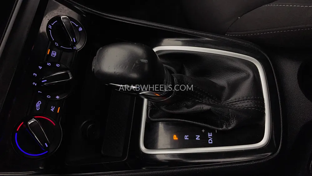 MG 5 2023 for Sale in Dubai Image-16